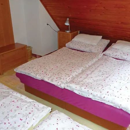 Holiday Semesterbostad Belusa